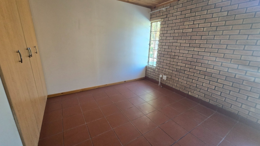 3 Bedroom Property for Sale in Langenhovenpark Free State